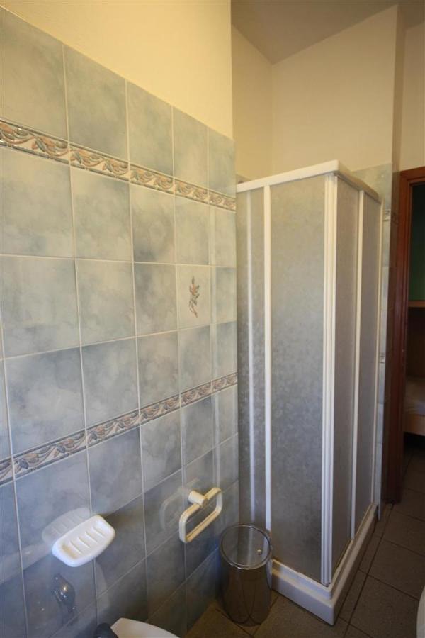 Complesso Oasi Apartman Tirrenia Kültér fotó
